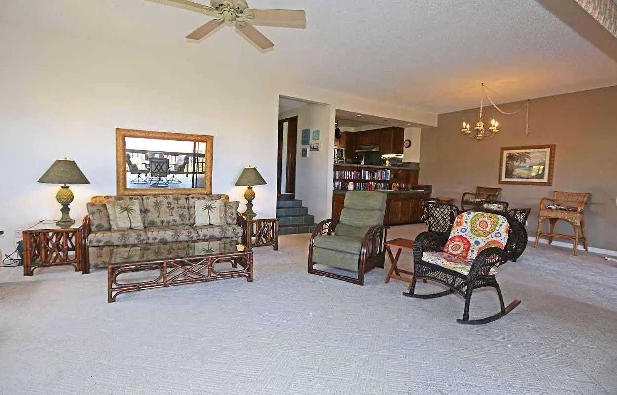 Holiday home Oceanfront Complex With 2 Pools, Tennis Courts, And Expansive Ocean Views - 10-104 Kailua-Kona United States